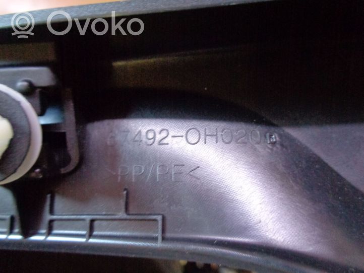 Toyota Aygo AB40 Kita priekinių durų apdailos detalė 674920H020