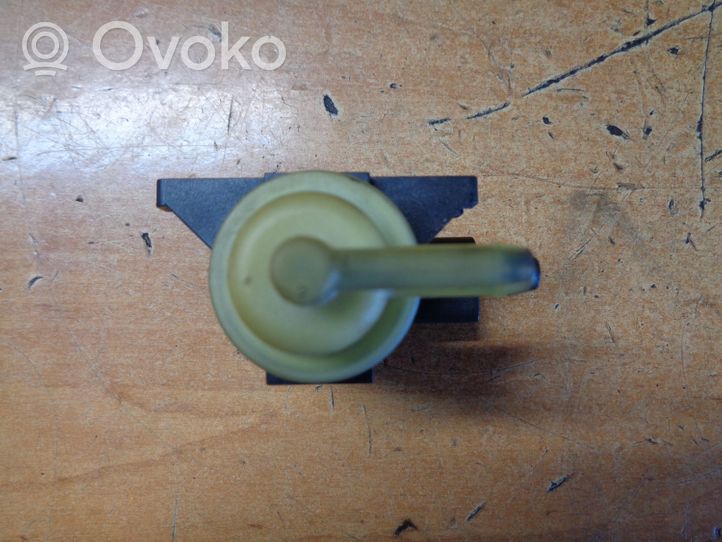 Skoda Rapid (NH) Turbo solenoid valve 1K0906627B