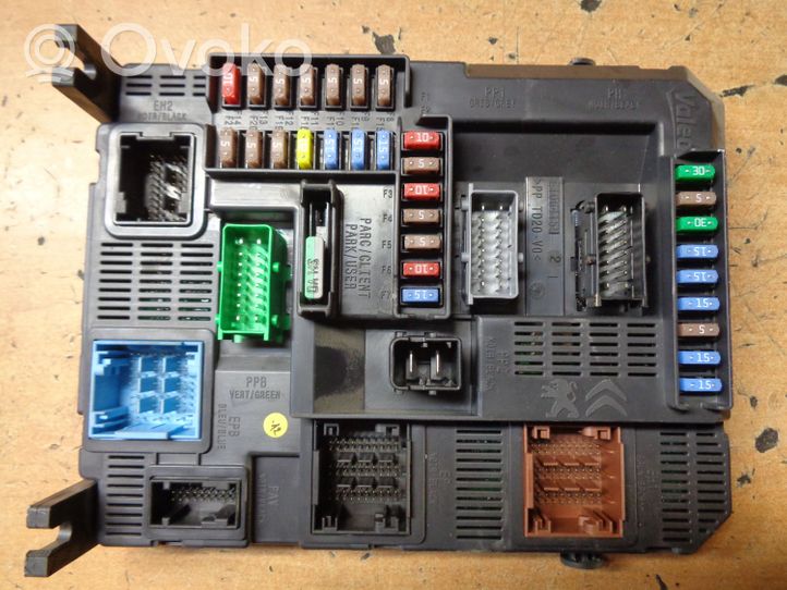 Peugeot 2008 I Module confort 9807532080