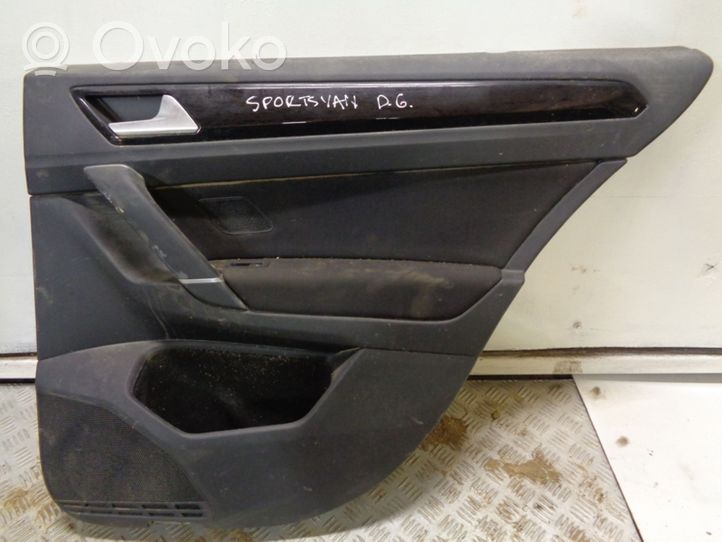 Volkswagen Golf Sportsvan Rivestimento del pannello della portiera posteriore 510867212L