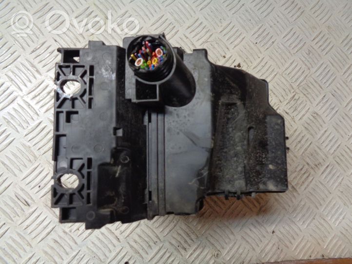 Nissan Note (E12) Fuse box set 284B71HZ2A