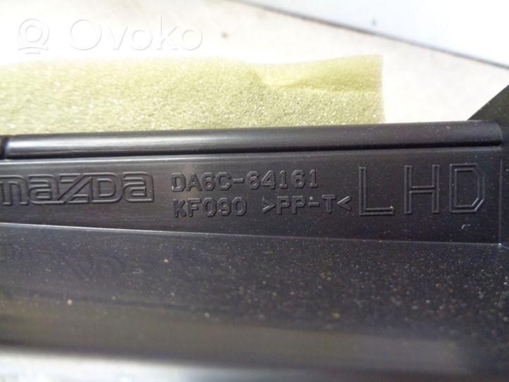 Mazda 2 Schowek deski rozdzielczej DA6C64161