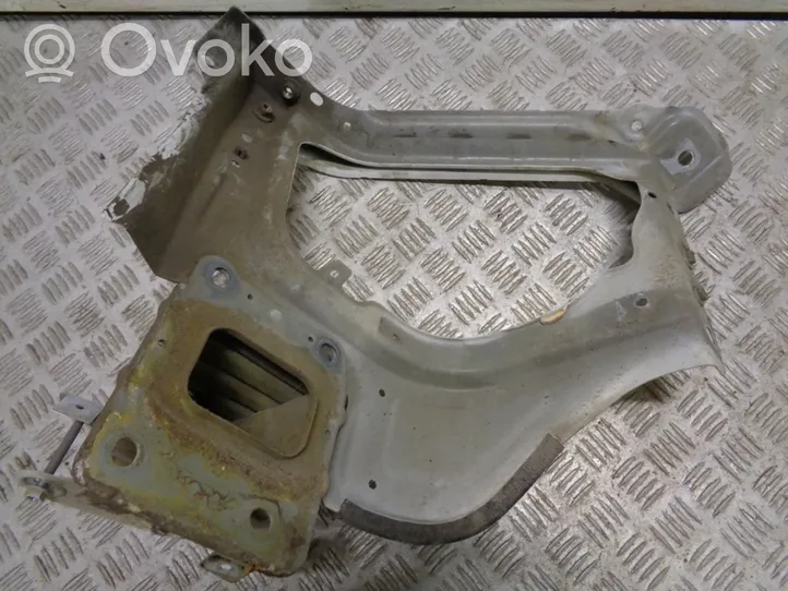 Opel Meriva B Boczny panel mocowania chłodnicy 13270862