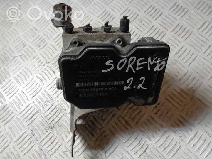 KIA Sorento Bomba de ABS 589102P970