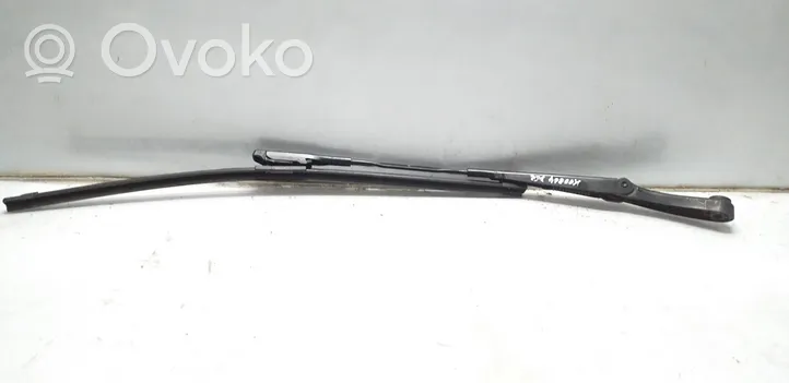 Mercedes-Benz SLK R170 Front wiper blade arm 1718200340