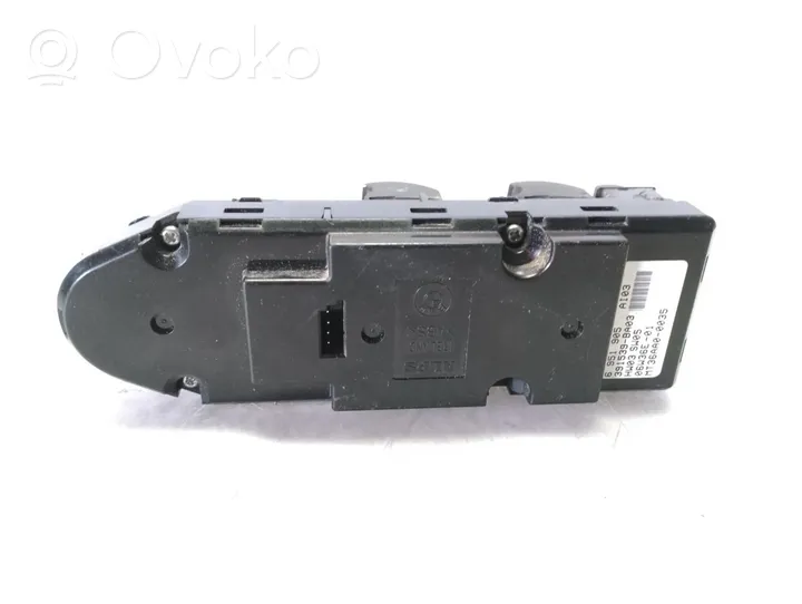 BMW 5 E39 Interruttore di controllo dell’alzacristalli elettrico 61316951904