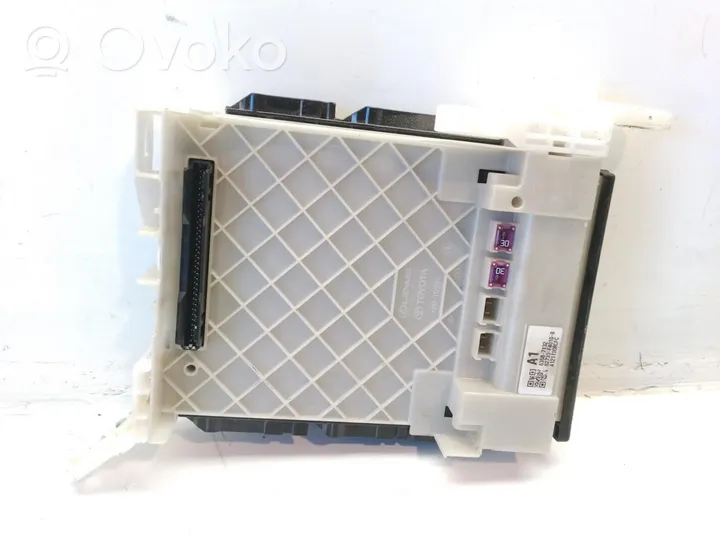 Toyota C-HR Module de fusibles 82730F4010