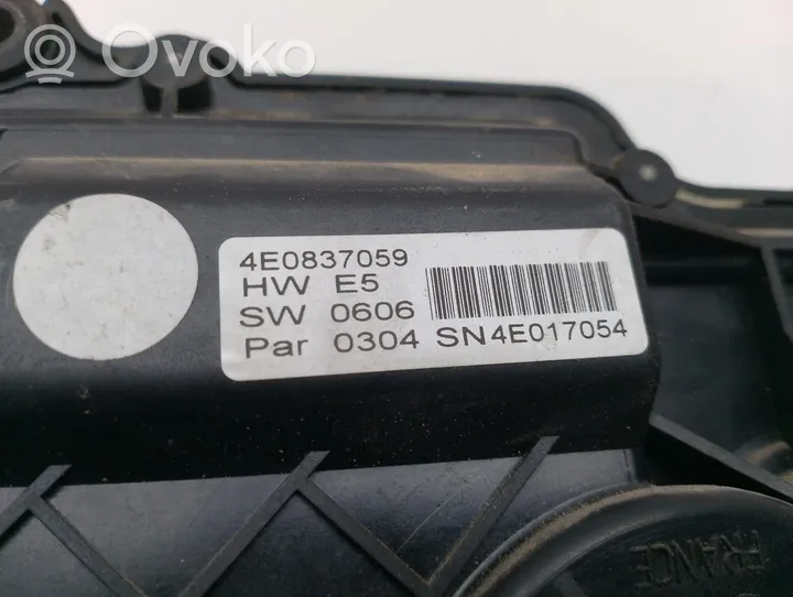 Audi A8 S8 D3 4E Moteur de verrouillage porte avant 4E0837059