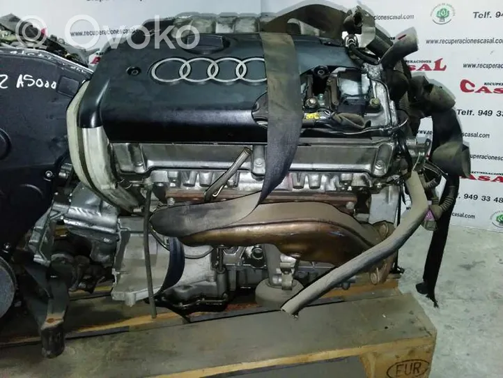 Audi A8 S8 D2 4D Moteur AEW