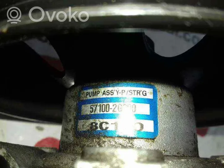 KIA Magentis Ohjaustehostimen pumppu 571002G200