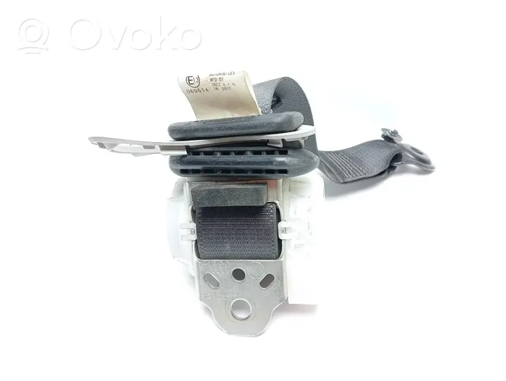 Toyota Yaris Pas bezpieczeństwa fotela tylnego H073818