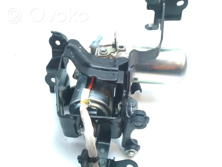 Toyota Corolla E120 E130 Główny cylinder hamulca 4707047090