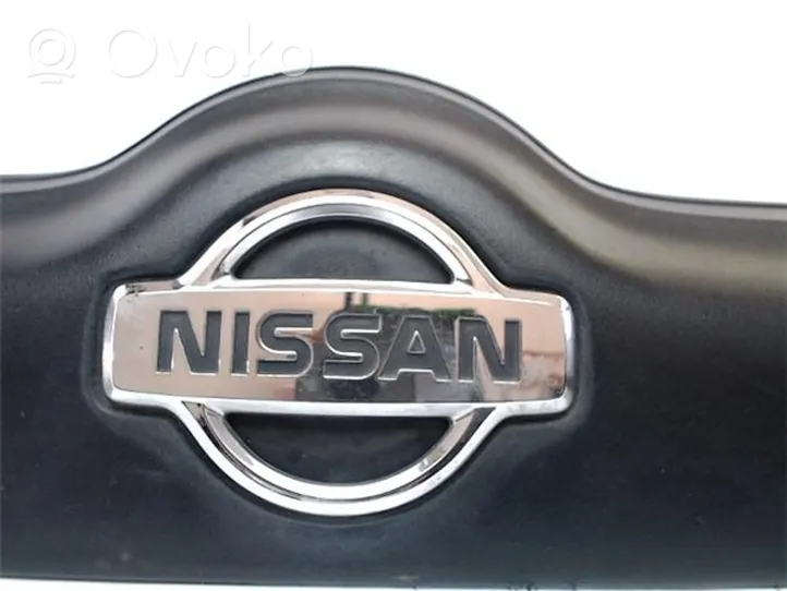Nissan Micra Lastausoven lista (muoto) 908106F6