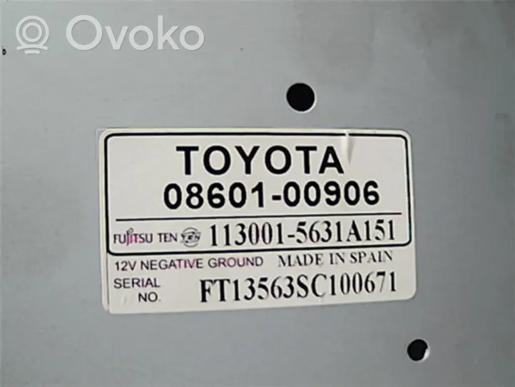 Toyota Corolla E120 E130 Changeur CD / DVD 0860100906