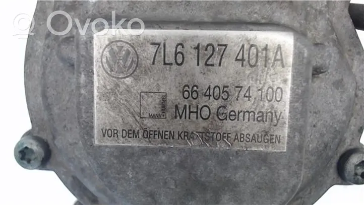 Volkswagen Touareg I Boîtier de filtre à carburant 7L6127401A