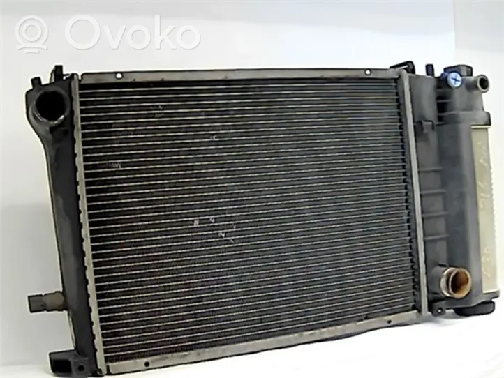 BMW 3 E30 Coolant radiator 17129710