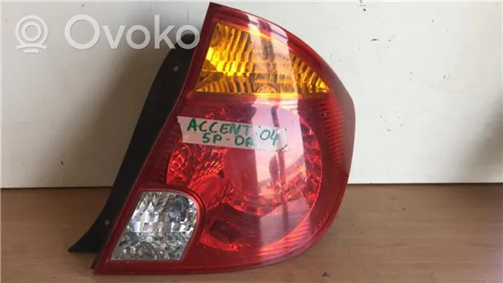 Hyundai Accent Rear/tail lights 92402257