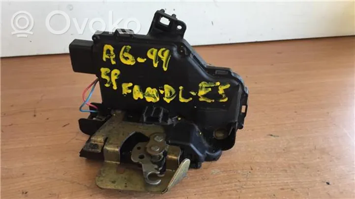 Audi A6 S6 C5 4B Moteur de verrouillage porte avant 