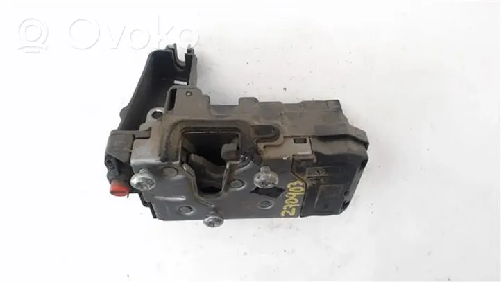 Opel Zafira B Moteur de centralisation serrure de porte arrière 13210739