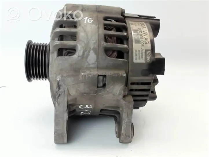 Volkswagen Fox Generatore/alternatore 03D903025J