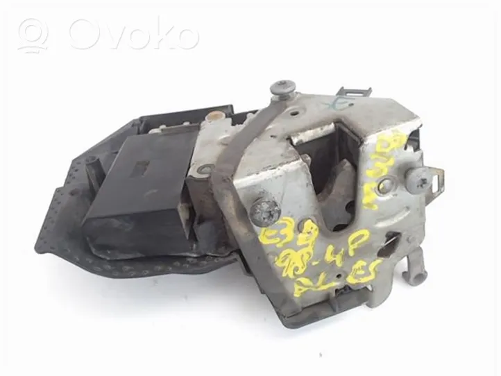 BMW 5 E39 Motorino serratura porta anteriore 8352165