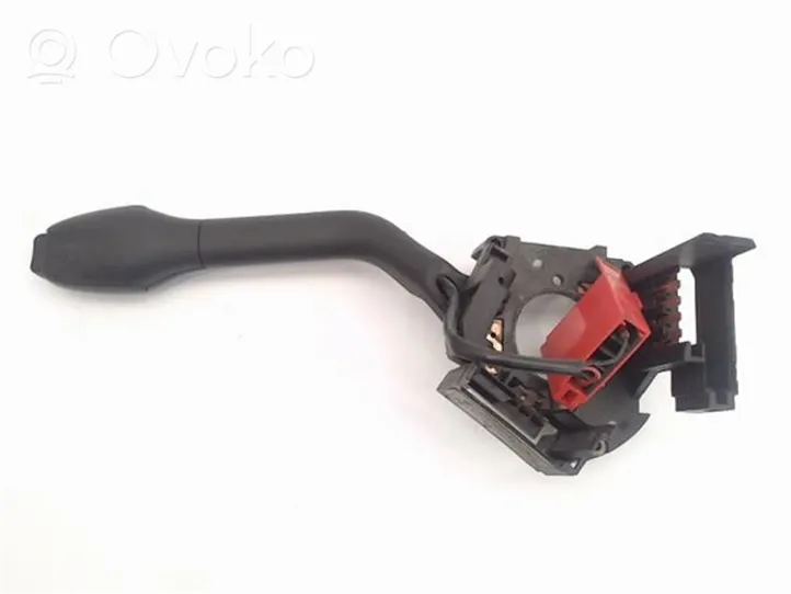 Volkswagen Polo IV 9N3 Wiper control stalk BK701408008