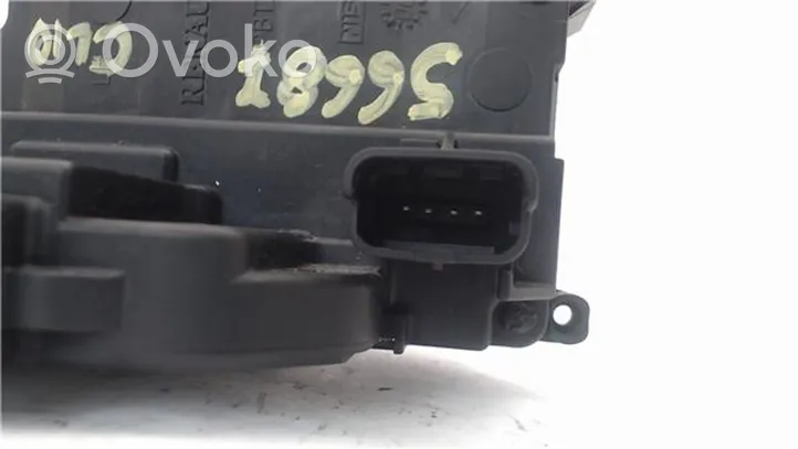 Renault Clio III Moteur de verrouillage porte avant 8200300126