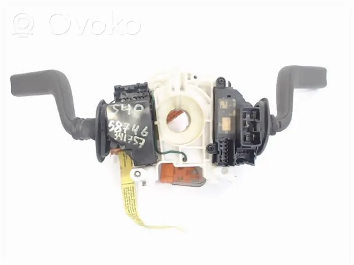 Volvo S40 Indicator stalk 30613567