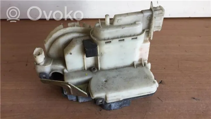 Volkswagen Golf III Front door lock motor 1HO862154