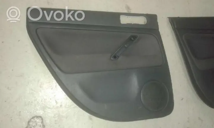 Volkswagen PASSAT Front door card panel trim 