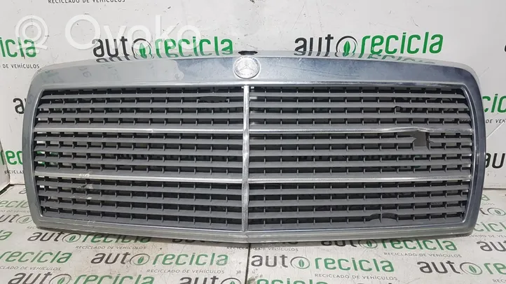 Mercedes-Benz E W124 Grille de calandre avant 