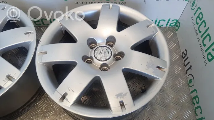 Volkswagen PASSAT Felgi aluminiowe R22 