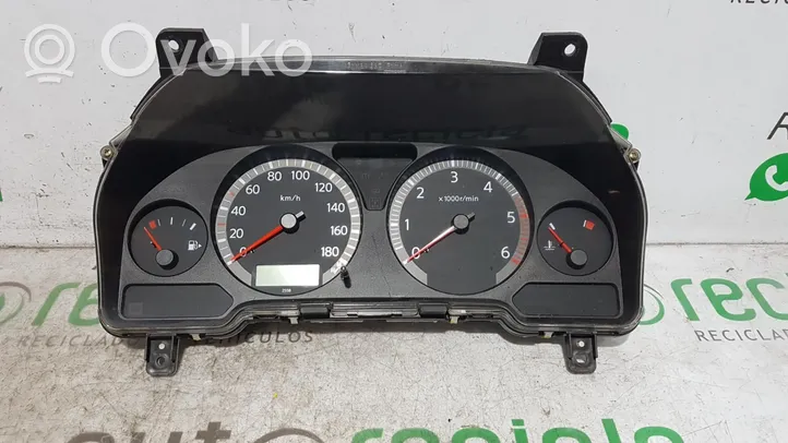 Nissan Patrol Y61 Compteur de vitesse tableau de bord 24812VC200