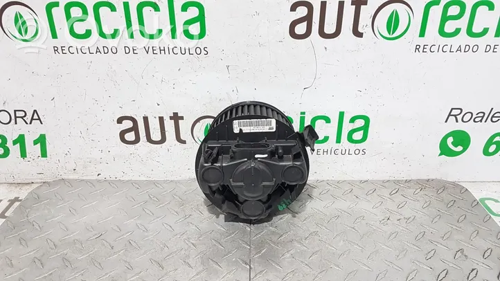 Nissan Micra Motorino attuatore ricircolo aria dell’A/C F667217D