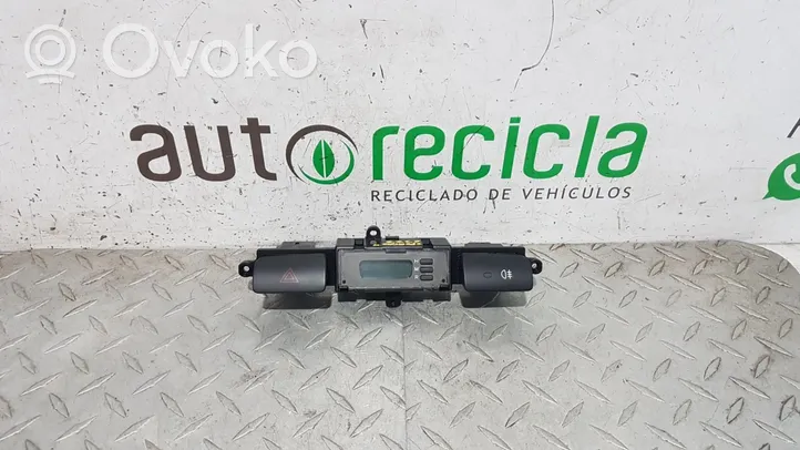 KIA Sportage Monitor / wyświetlacz / ekran 945101F000