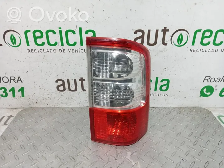 Nissan Patrol Y61 Lampa tylna 