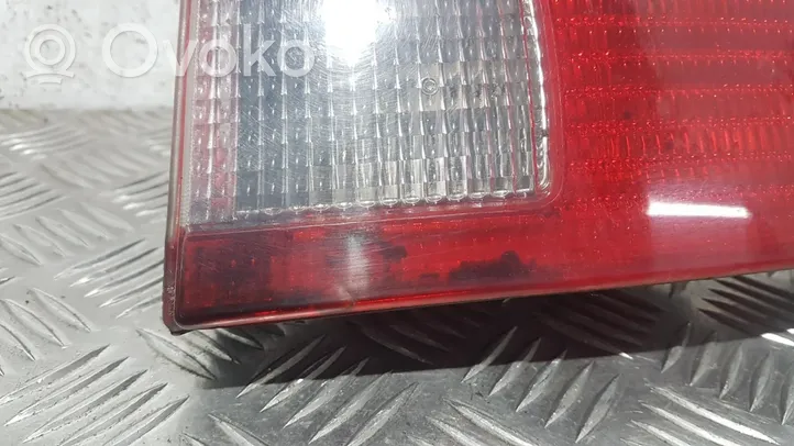Volkswagen PASSAT Задний фонарь в кузове 3B5945096G
