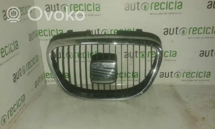 Seat Toledo III (5P) Griglia anteriore 