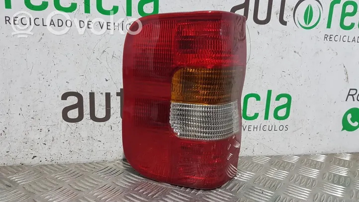 Opel Combo B Lampa tylna 084421949LF