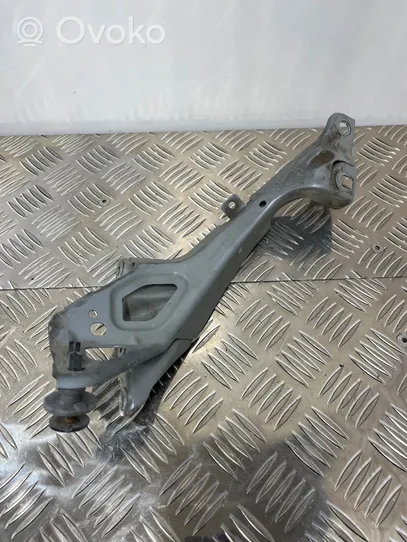 Audi A6 C7 Supporto di montaggio del parafango 4G0821135A