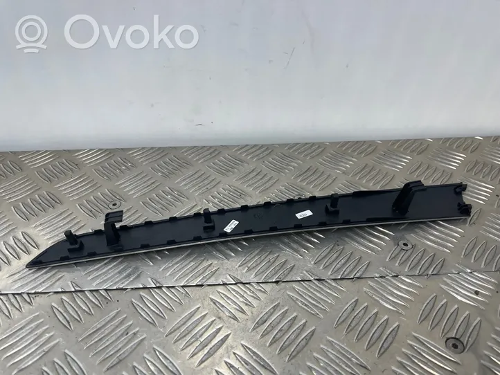 Audi A4 S4 B8 8K Takaoven verhoilu (käytetyt) 8K0867419