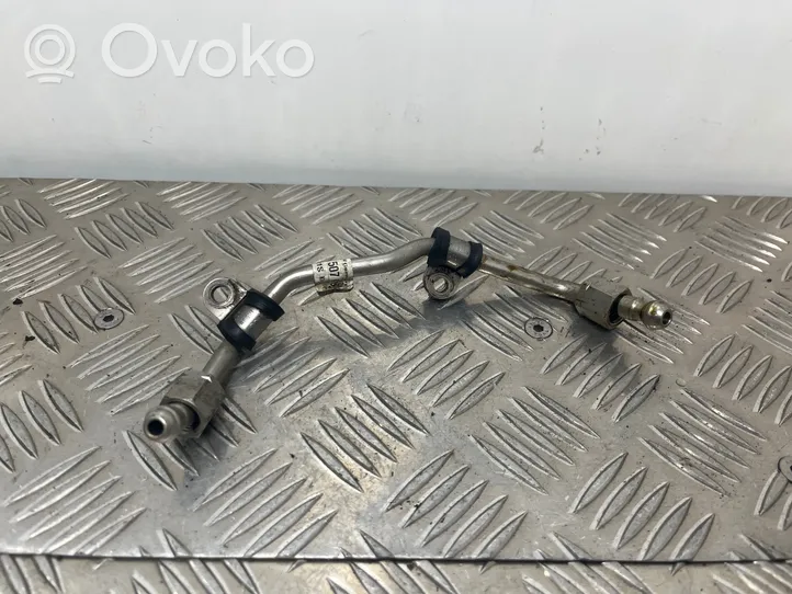 Audi A8 S8 D4 4H Kraftstoffverteiler Einspritzleiste Verteilerrohr 079127507AB