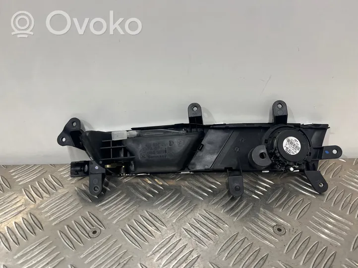 Audi A6 S6 C6 4F Priekinė atidarymo rankenėlė vidinė 4F0837020B