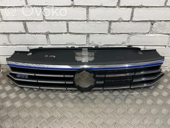 Volkswagen PASSAT B8 Atrapa chłodnicy / Grill 3G0853653B