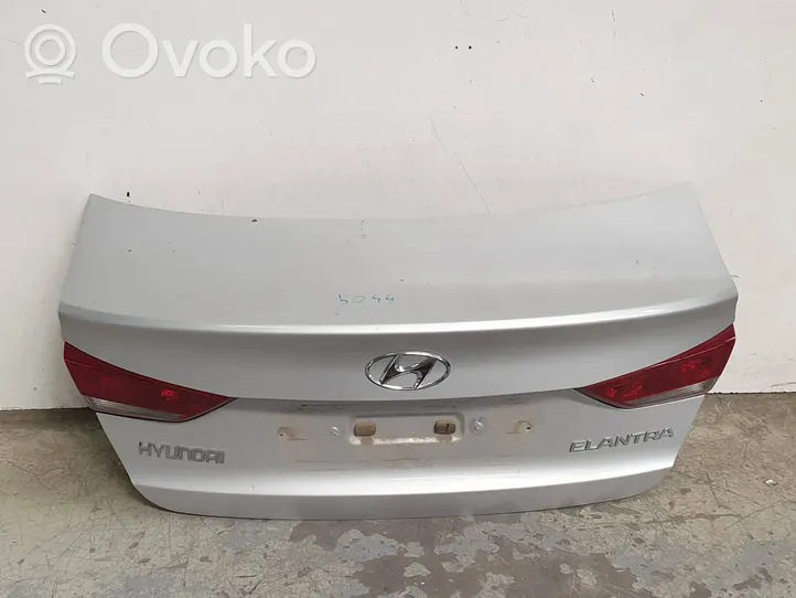 Hyundai Elantra Tailgate/trunk/boot lid 69200F2060