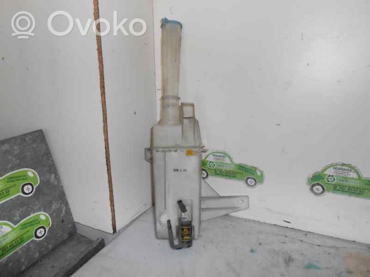 Daewoo Evanda Windshield washer fluid reservoir/tank 96480771