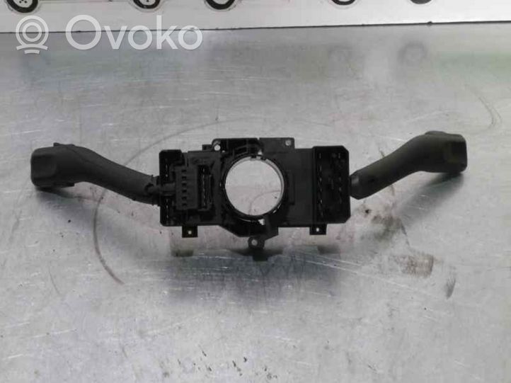 Volkswagen Bora Interrupteur d’éclairage 8L0953513G