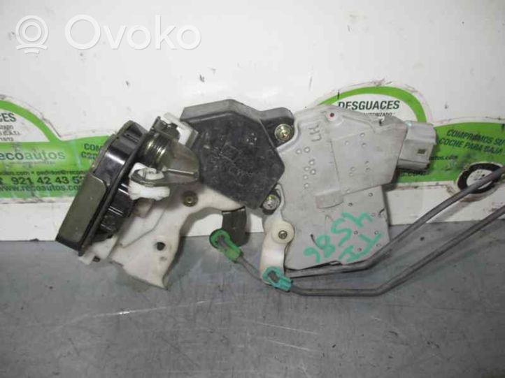 Nissan Maxima Etuoven lukko 825534U00