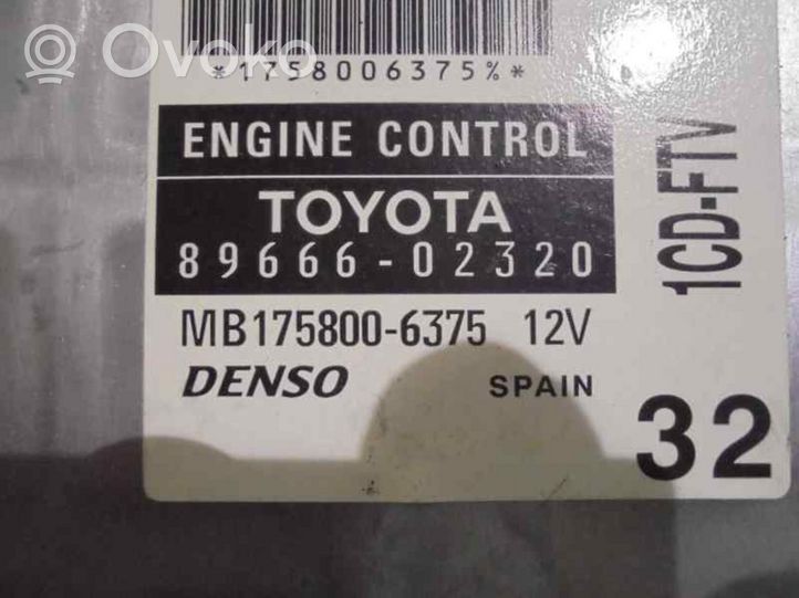 Toyota Corolla Verso E121 Calculateur moteur ECU 8966602320
