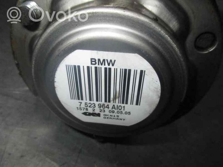 BMW 1 E82 E88 Antriebswelle hinten 7523964